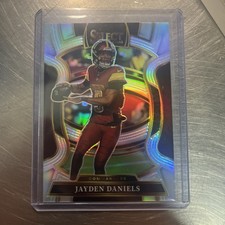 2025 Panini Select - Concourse Jayden Daniels #88 Silver Prizm