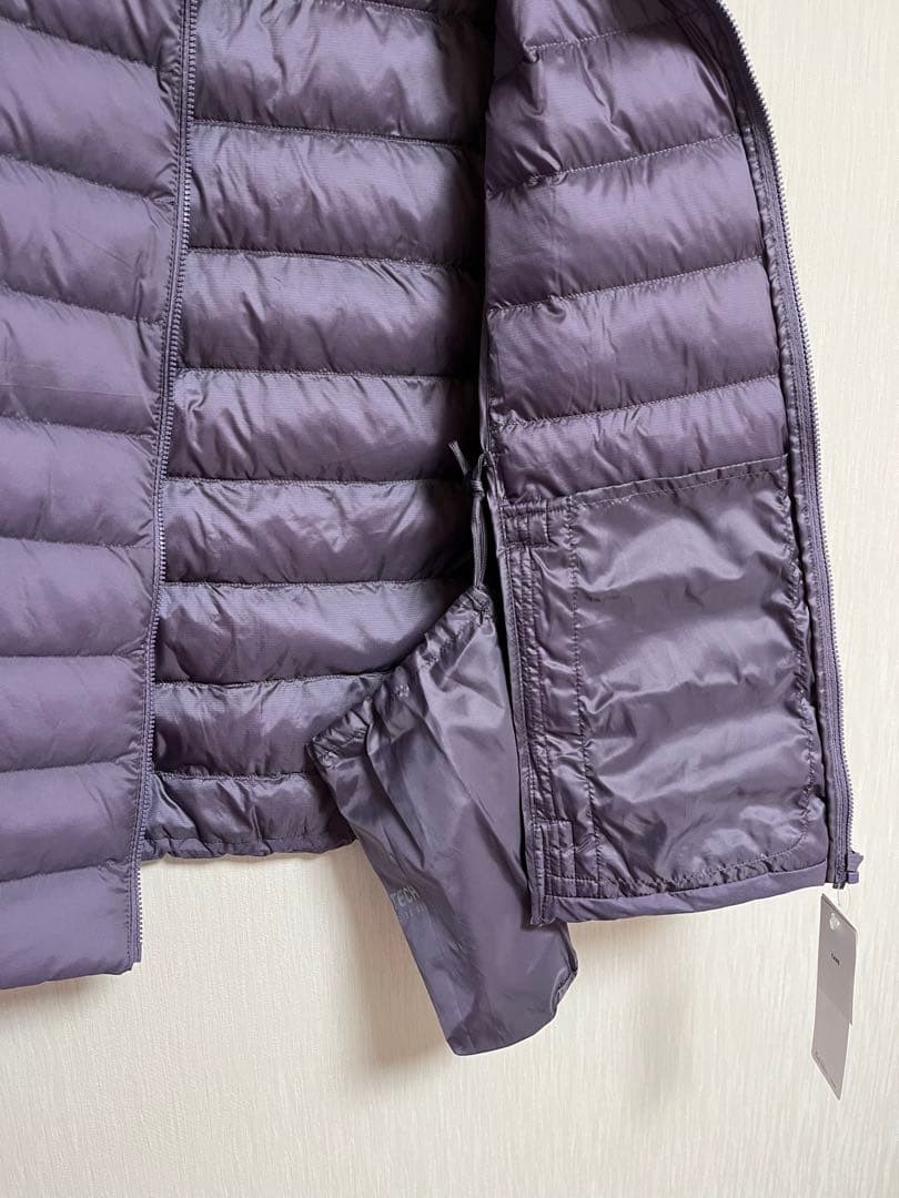 UNIQLO Pufftech Lightweight Down Jacket Purple Si… - image 4