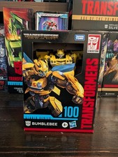 NEW AND SEALED Transformers ROTB Studio Series 100 Deluxe Class Bumblebee
