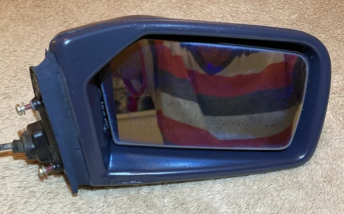 MERCEDES-BENZ 1978-82 W123 C123 COUPE RIGHT SIDE REAR VIEW MIRROR CHROME