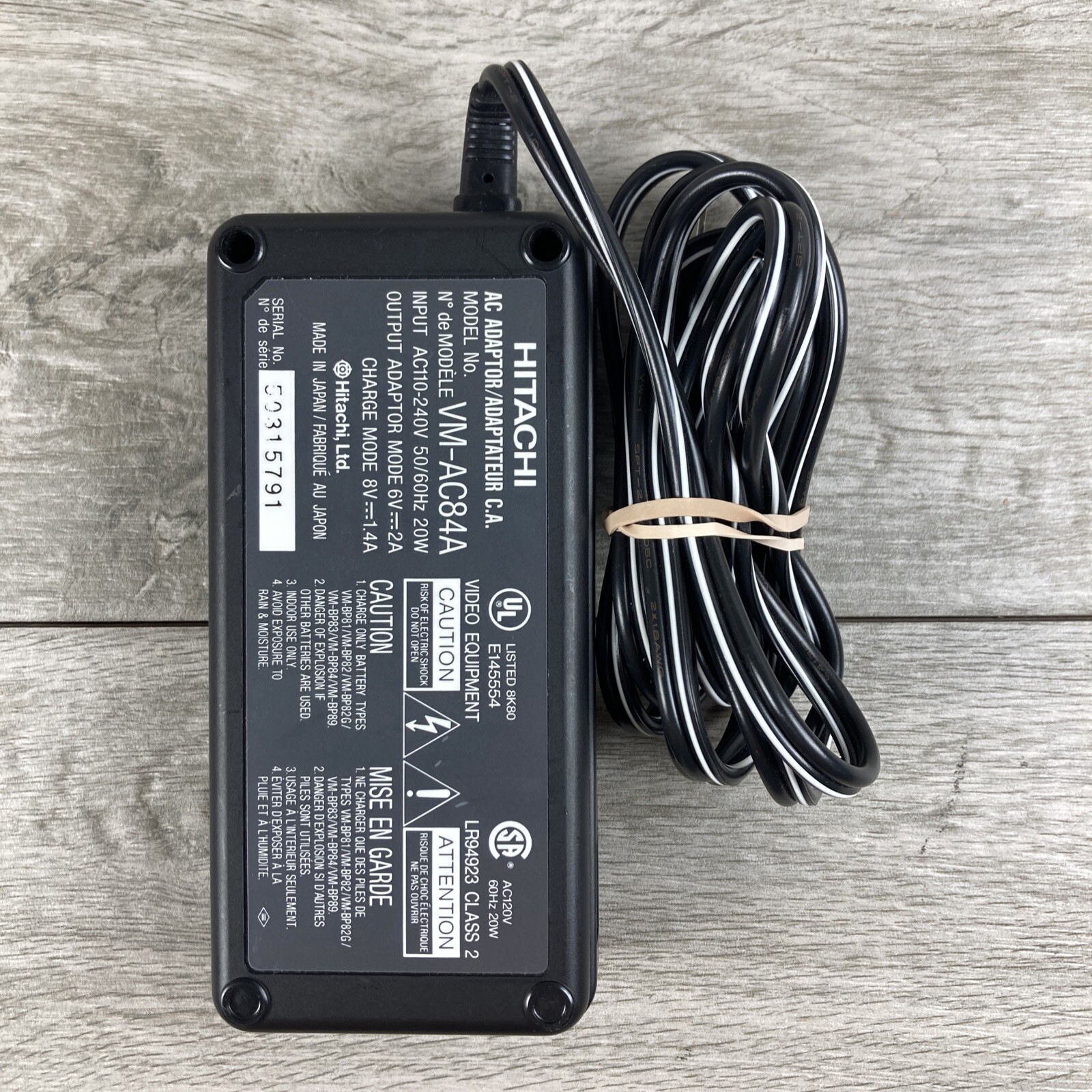 Hitachi VM-AC84A Charger For Camera Camcorder Battery