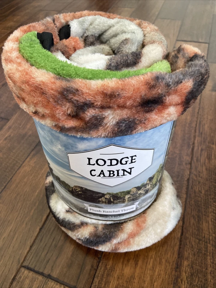 Lodge Cabin Plush Tiger Throw Blanket Plush Raschel 50" x 60" NWT - Image 2 of 2