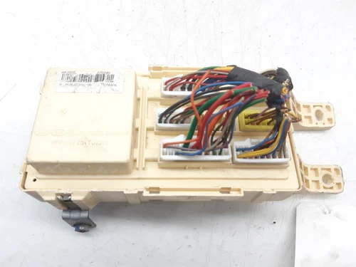 919502B210 Caja Reles/Fusibles para HYUNDAI SANTA FE (CM) 2007 3704699 - Imagen 2 de 10
