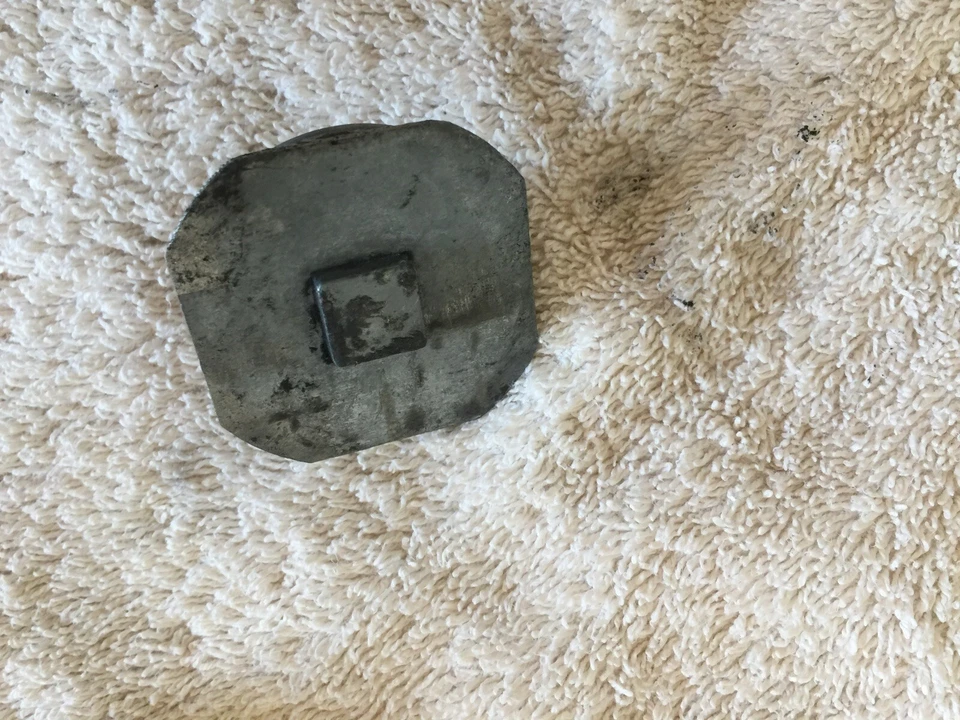 Tapa de extremo de cepillo de aspiradora vertical Panasonic MC-V7395 solo pieza metal duro Foto 2 de 3