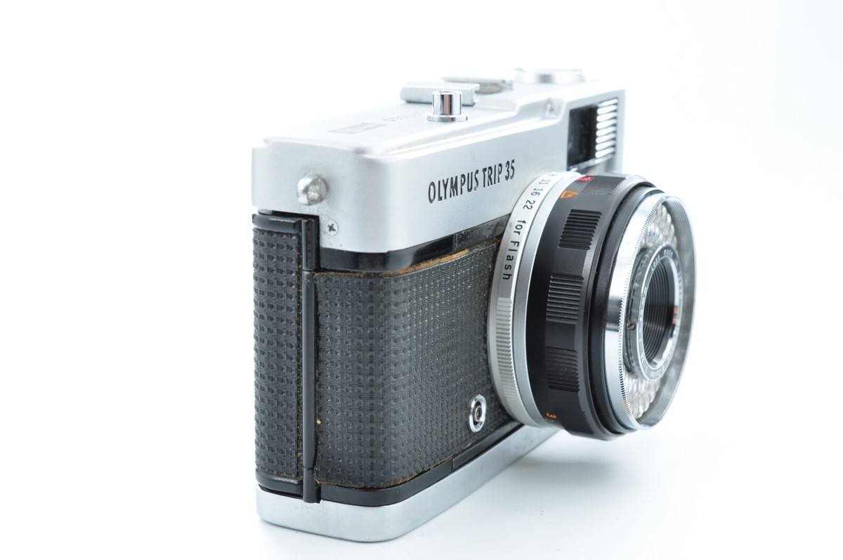 Excellent+] Olympus Trip 35 Silver 35mm Point & Shoot Film Camera