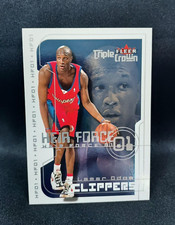 2000-01 Fleer Triple Crown Heir Force Basketball Lamar Odom #9