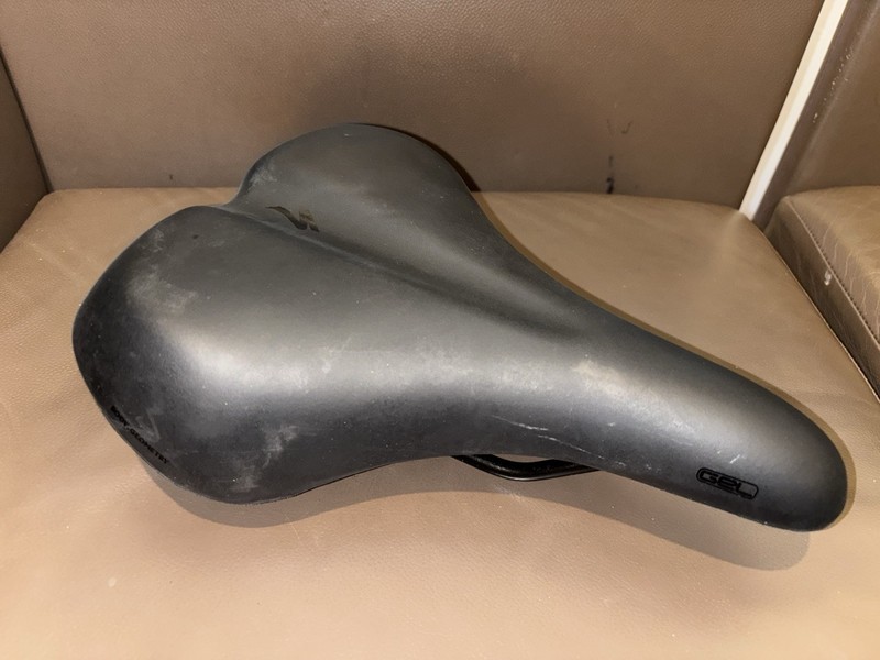 Specialized Gel Body Geometry Bicycle Seat Saddle - Black