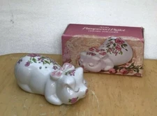 Avon “PAMPERED PIGLET” Ceramic Pomander in Box