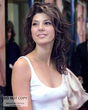 ACTRESS MARISA TOMEI - 8X10 PUBLICITY PHOTO (EE-397)