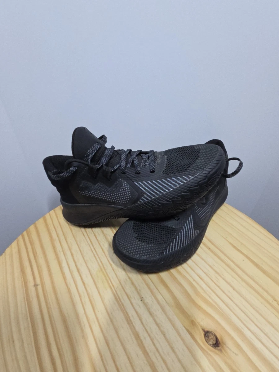 Preços baixos em Nike Kyrie Flytrap 5 Black Cool Grey | eBay