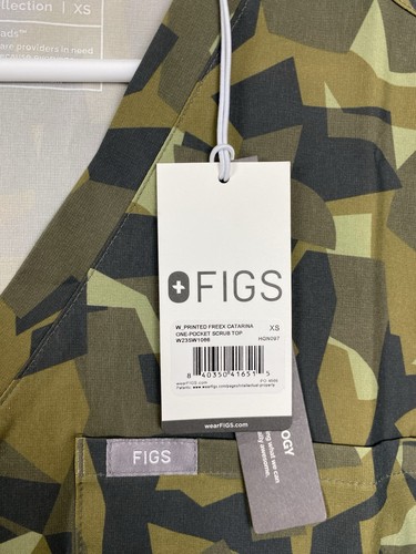 NEW FIGS Women's Freex Catarina Scrub Top Size XS Collar V Neck NWT Printed - Picture 4 of 7