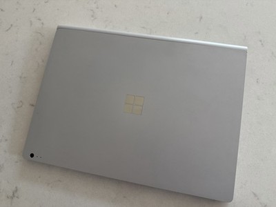 Microsoft Surface Book 2 i5-7300U 8GB RAM 256GB SSD - Win 10 Pro, No AC