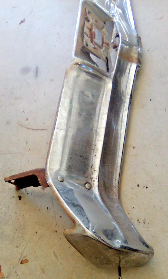 Parachoques trasero cromado Buick Wildcat 1967 se adapta a 67 Buick con soportes DG Foto 2 de 4