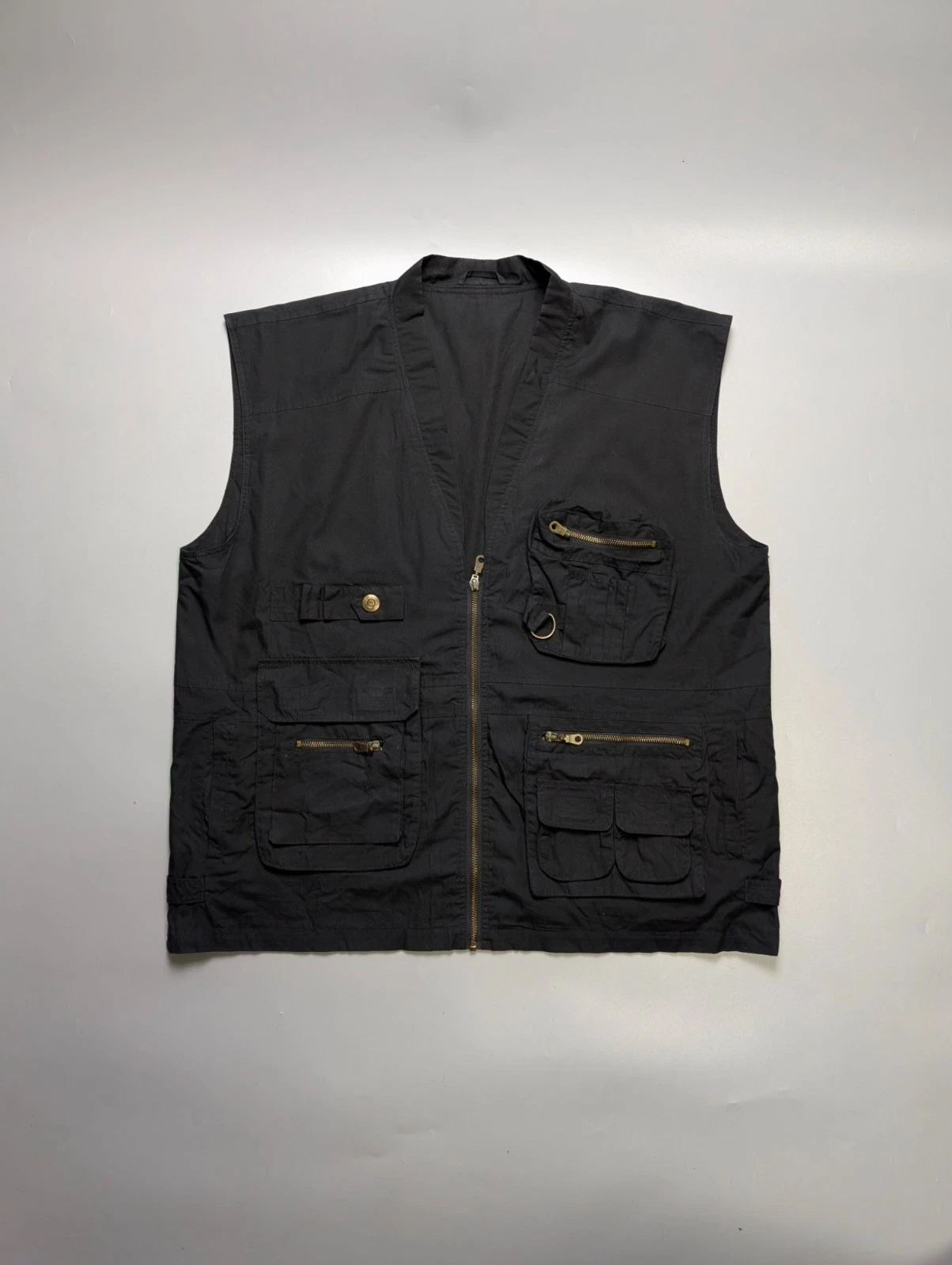 Men’s Ribbons Black Multipocket Fisherman Vest Size L (Y1101)
Opens in a new window or tab