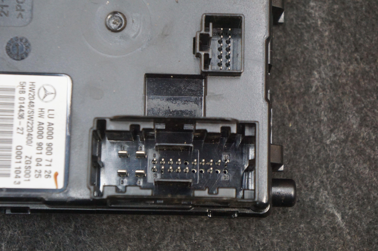 HVAC Air Conditioning Control Module ECU OEM 0009007126 Aston Martin Dbx 707 23