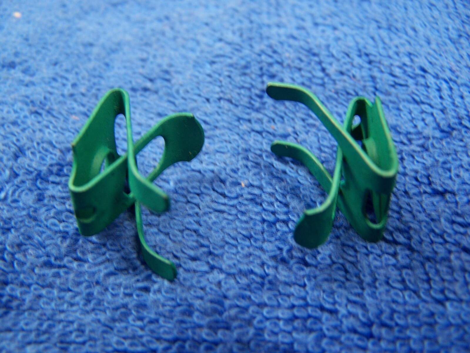 New Skuttle Humidifier Drum Retainers Holders Clips Stops