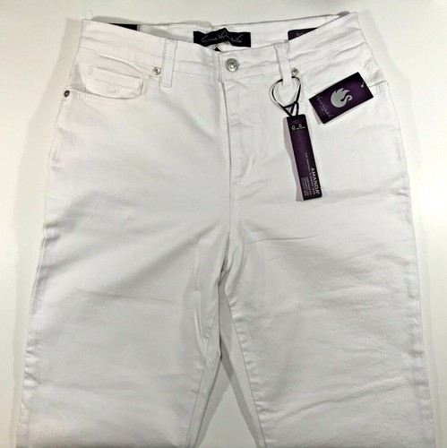 AVG White NWT 98% Cotton Soft Touch 