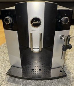 Jura Impressa C5 Kaffeevollautomat - Schwarz Defekt