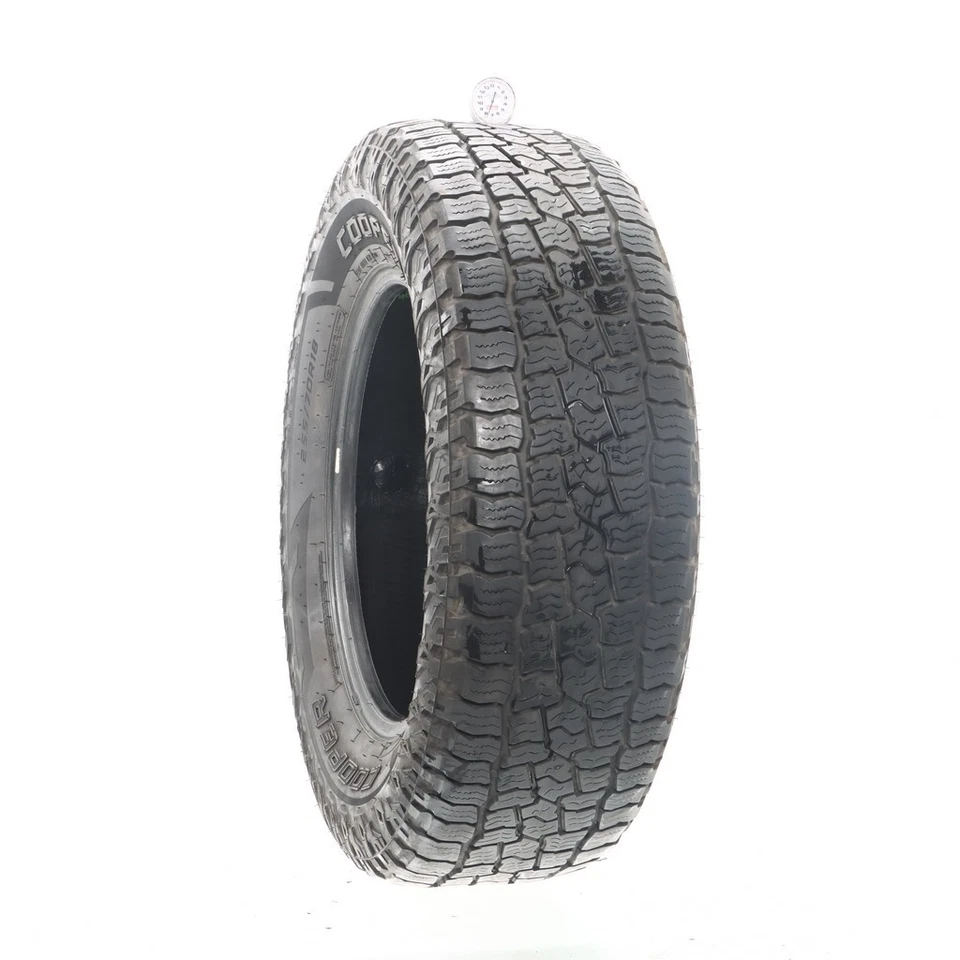 Cooper Discoverer Road+Trail AT 116T 255/70R18 usado - 7,5/32 Foto 2 de 4