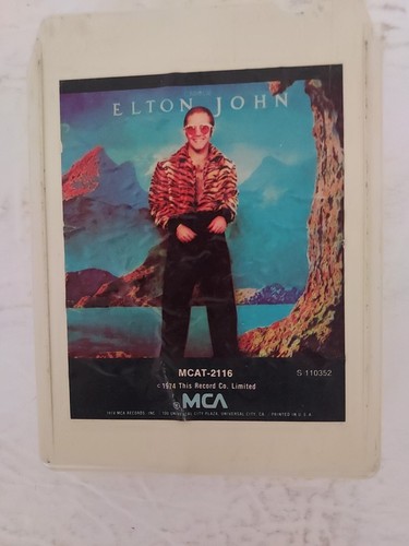 8 Track Elton John Caribou VG - Picture 2 of 5