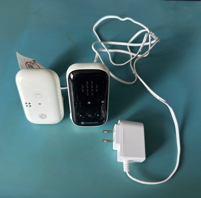 Motorola Audio Baby Monitor - PIP10 Audio Only - Receiver uses AAA batt, Working