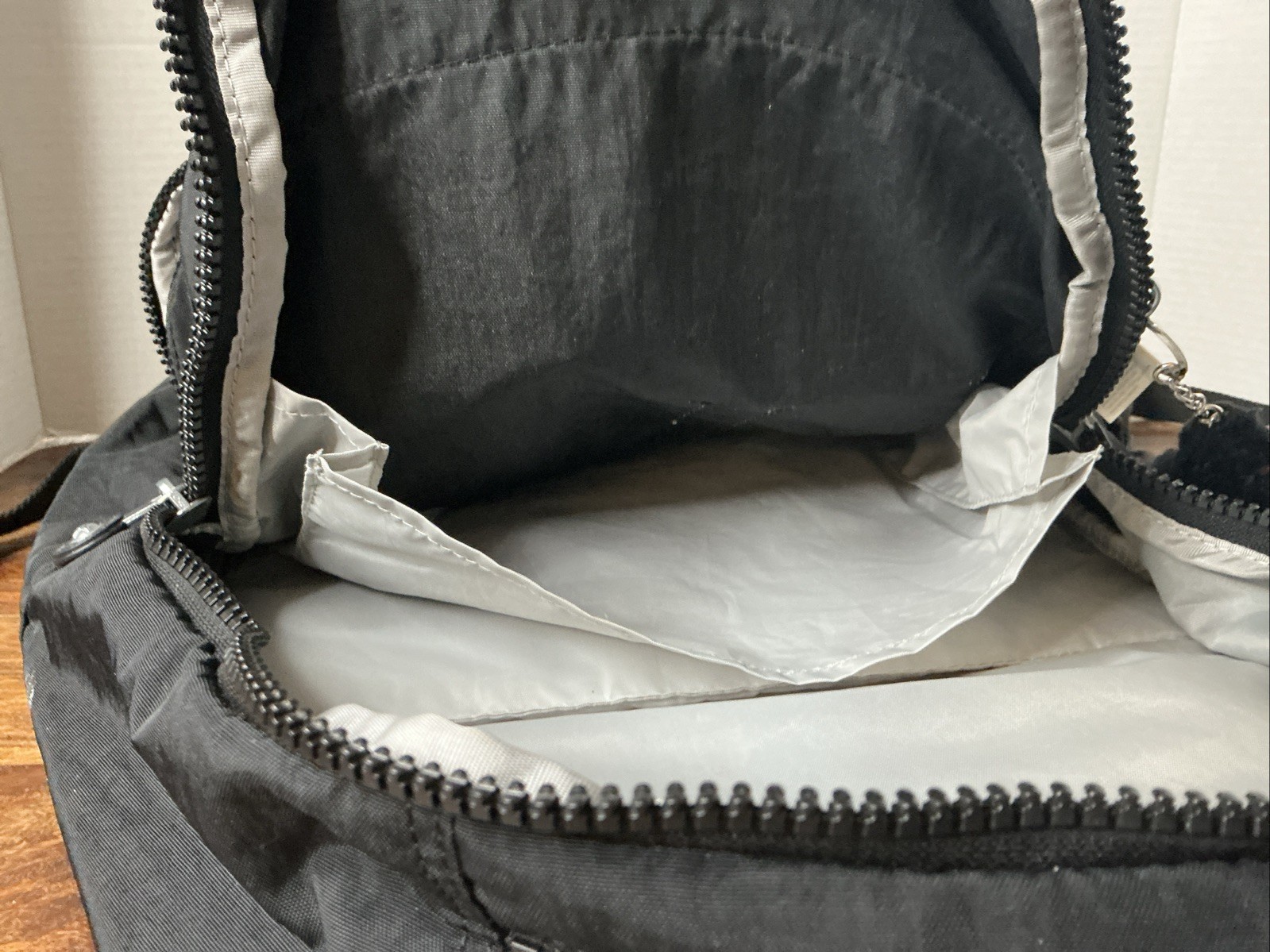 kipling backpack With Monkey Keychain - image 6