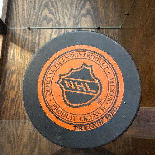 Vintage New York Rangers NHL Hockey Trench Vegum Puck Made in Slovacchia - Foto 2 di 5