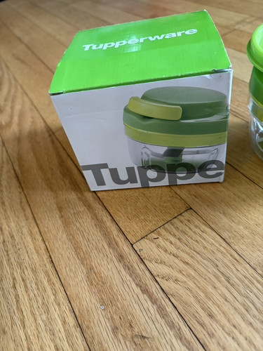 Tupperware Chop N Prep Chef Manual Food Processor Little L'il Chopper Green Nice - Picture 4 of 4