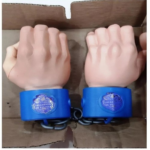 DE COLECCIÓN RARO ACADEMIA DE POLICÍA ARGENTINA ESPOSAS KENNER JUGUETE JUGUETÓN NUEVO EN CAJA - Imagen 3 de 3
