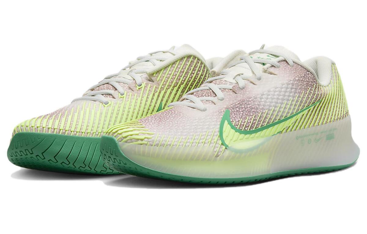 Size 9 - NikeCourt Air Zoom Vapor 11 Premium HC Australian Size 9 - NikeCourt Air Zoom Vapor 11 Premium HC Australian