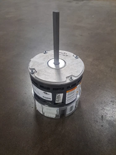Goodman M055PWCVT-0344 1/2 HP 120/240V Blower Motor 0131M00270 CW LE used