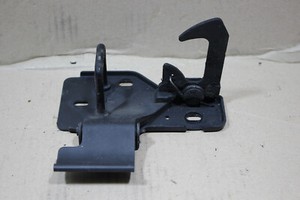 Motorhaubenschloss Motorhaubenhebel 6Q0823480B VW Polo 9N1 Bj.05