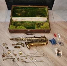 Early 1920s Frank Holton Eb LP Saxophone Serial No. 23016 Instrument In Case