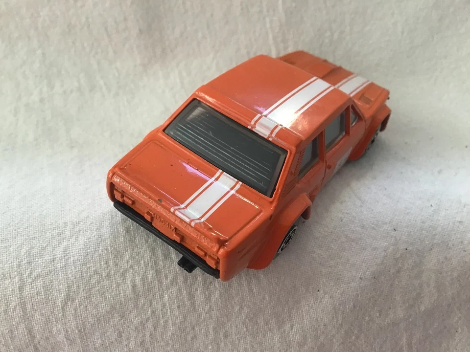 MATCHBOX EDICIÓN BÚLGARA SUPERRÁPIDA FIAT ABARTH NARANJA 'PIRELLI 67' Foto 3 de 4