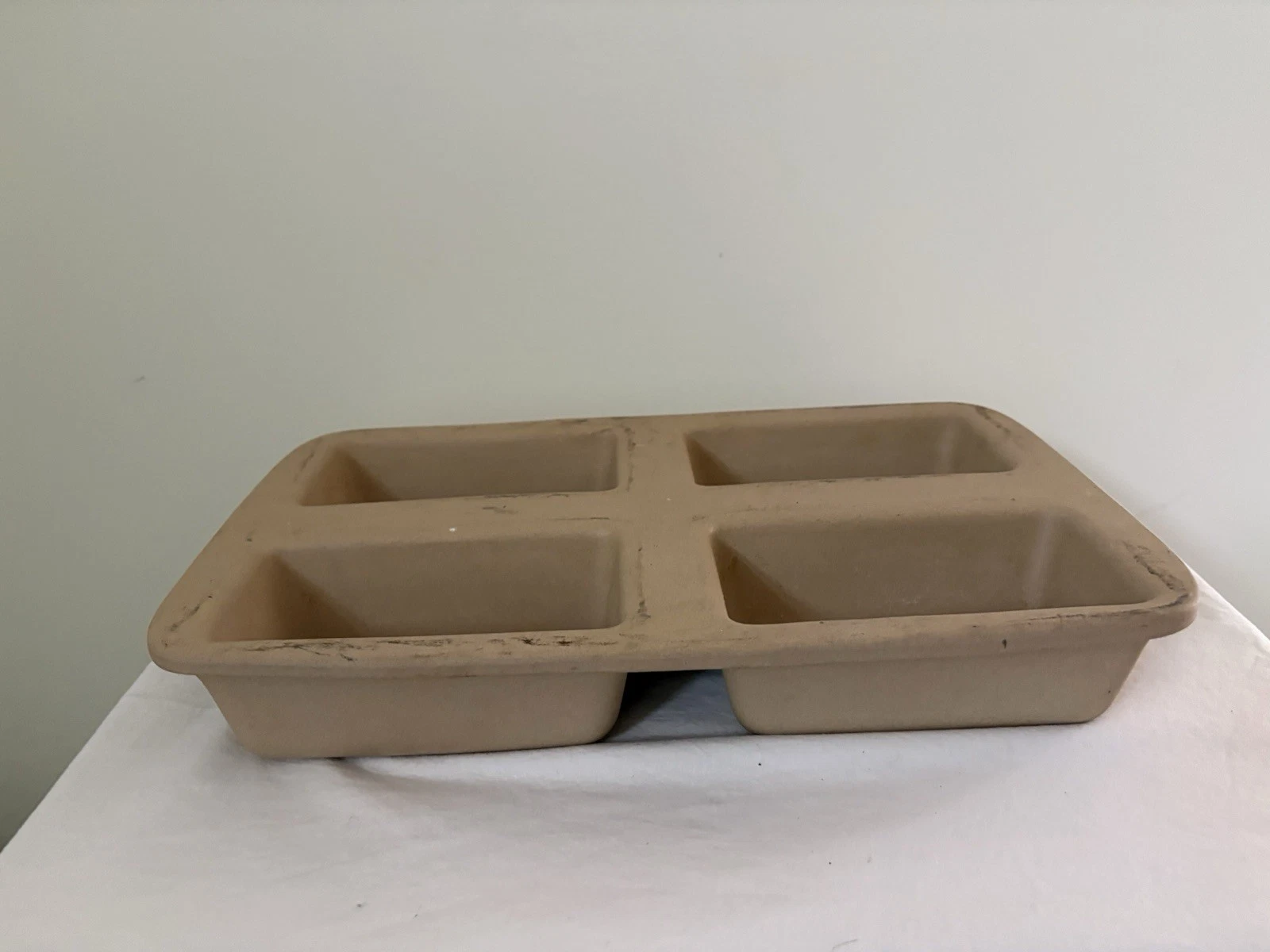 Pampered Chef Family Heritage Stoneware Classics Mini Loaf Pan 4 Section USA