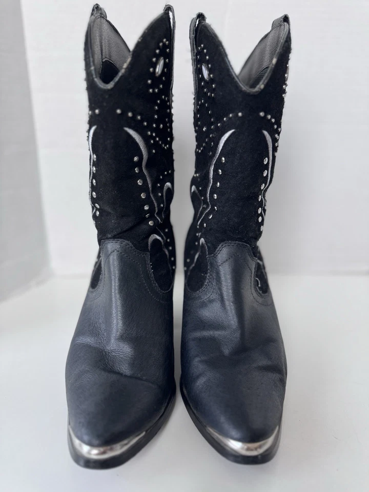 Botas vaqueras Dingo negras de cuero con tachuelas Ava con tacón apilado para mujer talla 9 Foto 3 de 4