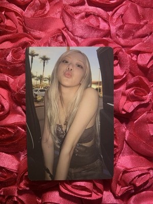 Rose MESSY BLACKPINK KPOP Photo Goddess GIRL Card Sun Kiss