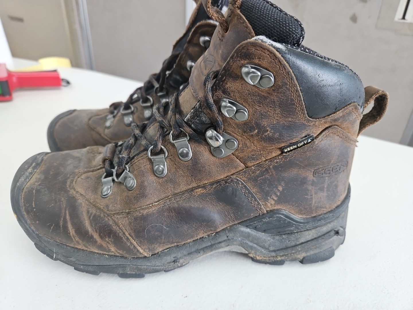 Stivali Keen Durand II uomo 7 pelle marrone impermeabili escursionismo trail outdoor