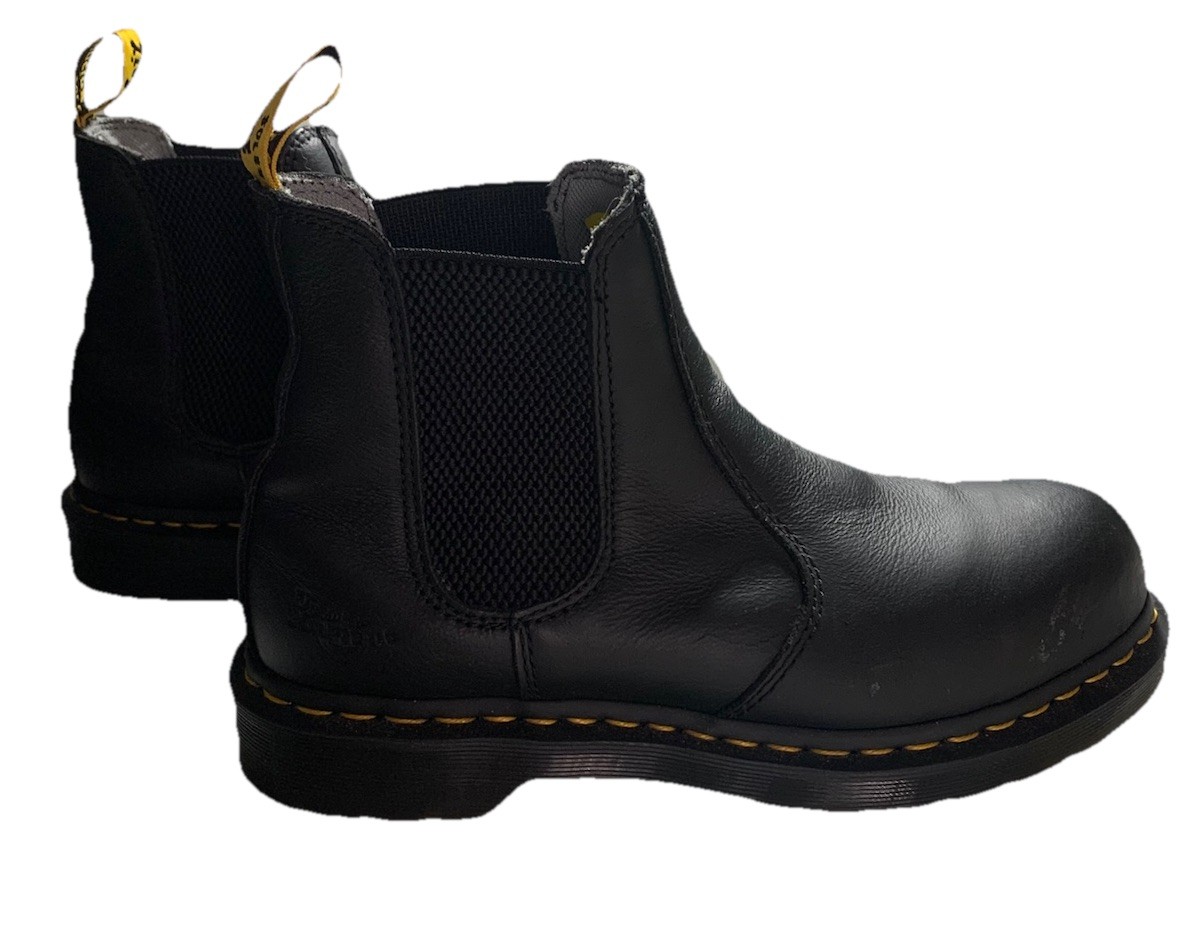 SAOLA Stivali Dr. Martens in pelle nera con suola AirWair