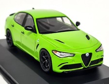 Solido 1/43 Alfa Romeo Giulia Quadrifoglio 2.9l Bi Turbo Acid Green Model Car