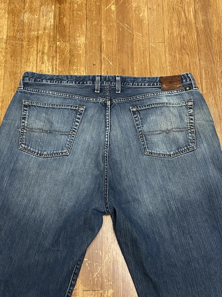 VTG Y2K Lucky Brand 181 Relaxed Straight Distressed Dark Wash Denim Jean 42x30 - Image 4 of 4
