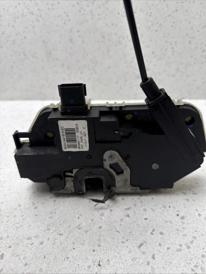 2018 FORD Explorer Front Left Door Latch Foto 2 de 4