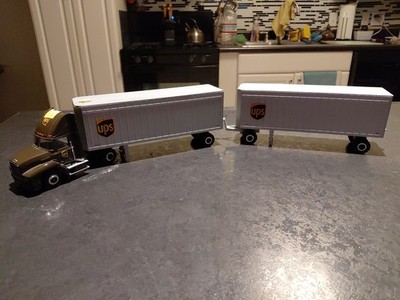 Hermann Marketing UPS Doubles 1:64 Diecast Truck Black/Silver 2022 Solid Metal 