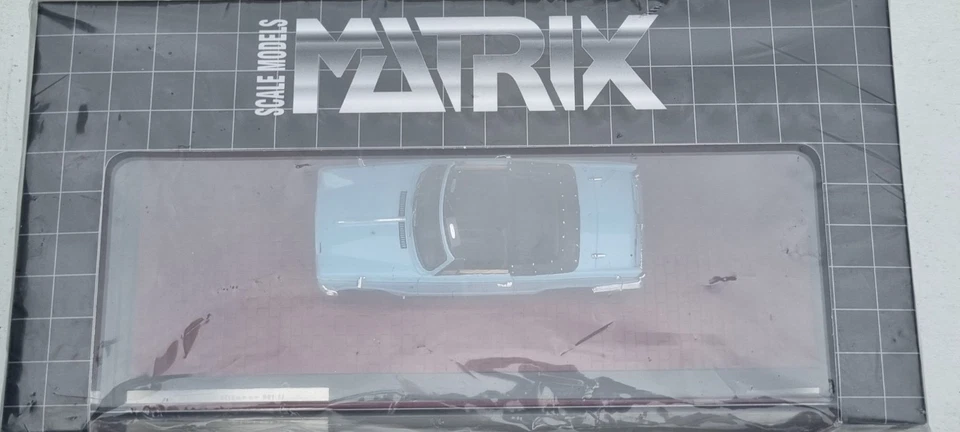 MAtrix Triumph Vitesse Mk2 Convertible 1968-71 1:43 - Image 2 of 4