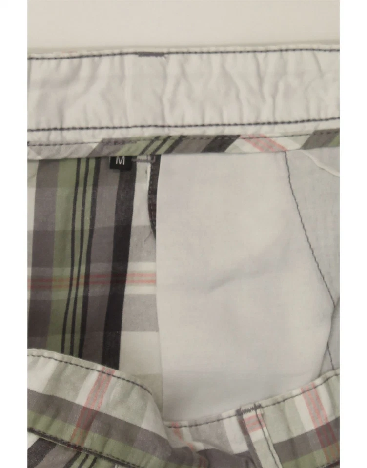 Pantalones Cortos Chinos PIERRE CARDIN Para Hombres Calce Regular Mediano Gris Cuadros Algodón CQ02 Foto 3 de 4