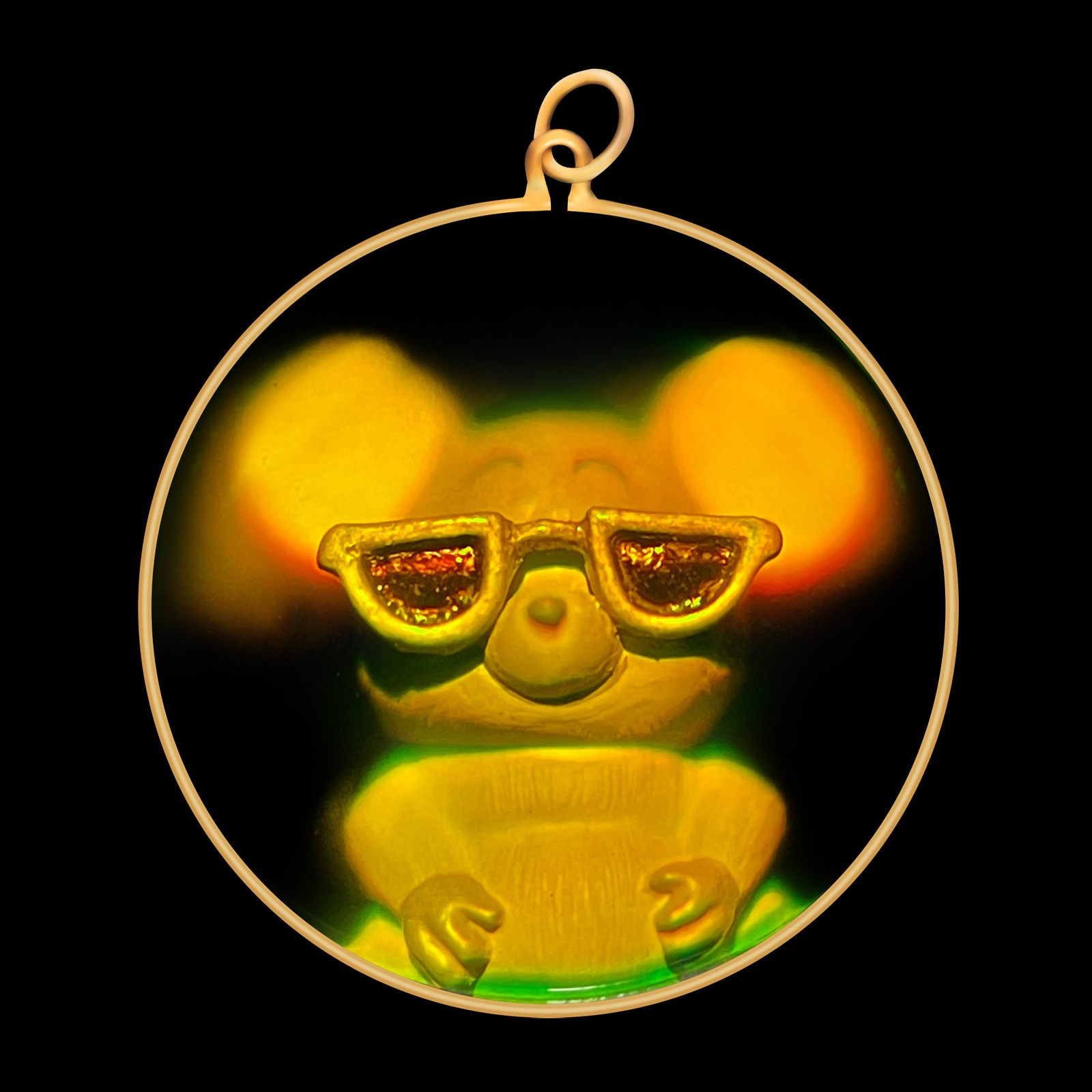 9ct Gold Hologram Pendant - Cool Mouse (Large) - No Chain