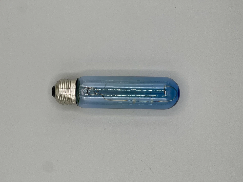 Sub-Zero 7006999 Blue Glass Bulb for Sub-Zero BI-Series 700 2 pcs in box - Image 2 of 4