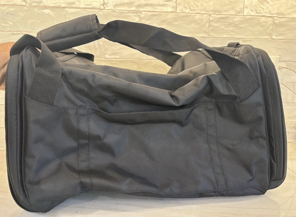 Bolsa de Lona Convertible Titleist Players TA20PCD-06 Equipo de Viaje Negro/Rojo Foto 3 de 4