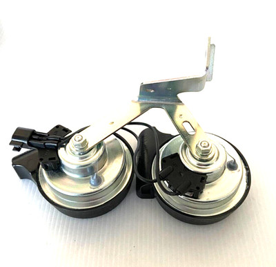 Genuine Ford Focus C-Max 2010-2015 Horn And Bracket - 1758589