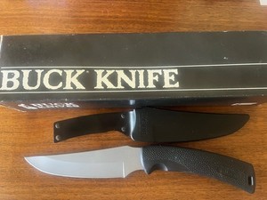 Buck Made In USA 1995 Model 470 Fixed Blade Knife w/ Sheath & Box New Old Stock